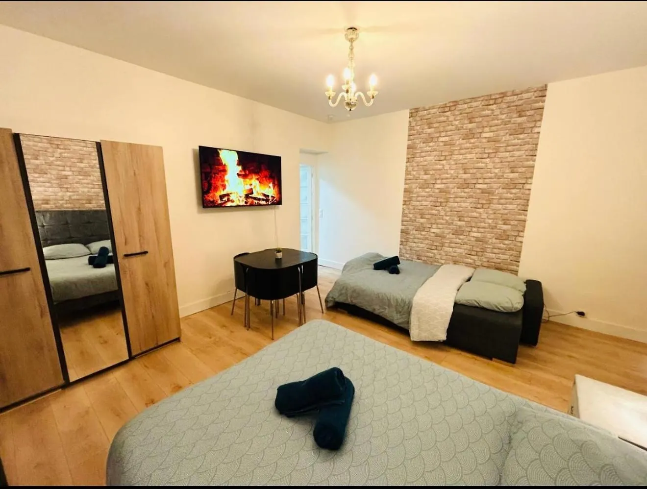 Apartment Appartement Monthiers Paris